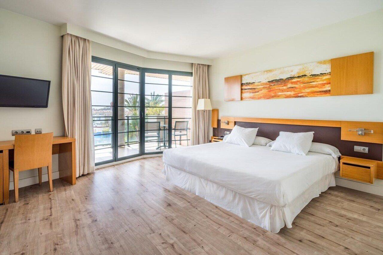 Exe Estepona Thalasso & Spa- Adults Only Экстерьер фото
